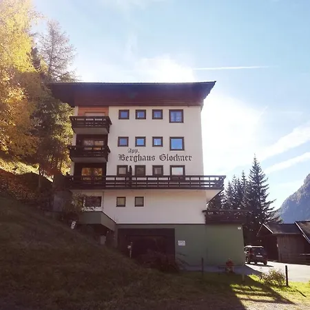 Superior Eva Apartment